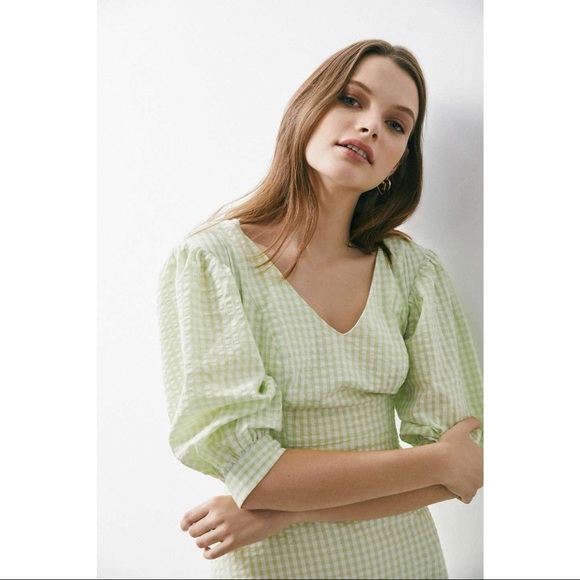 Urban Outfitters Dresses & Skirts - Urban Outfitters Green Gingham Puff Sleeve Mini Dress